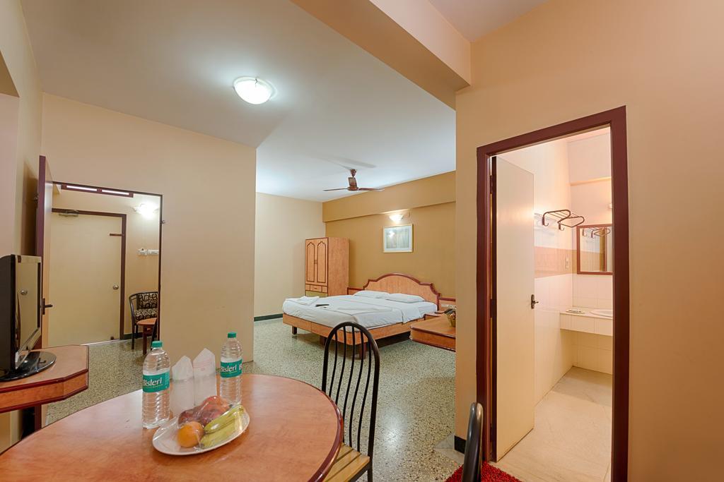 Hotel Vijai Paradise Coimbatore Esterno foto