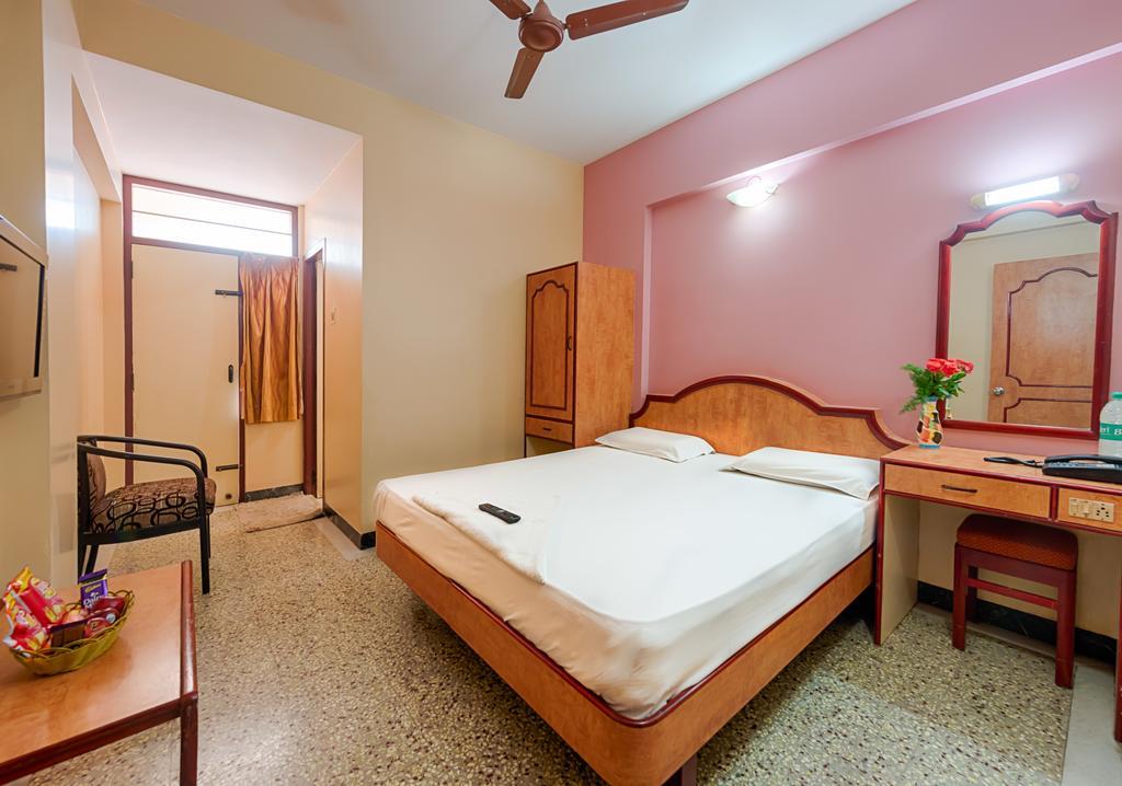 Hotel Vijai Paradise Coimbatore Esterno foto